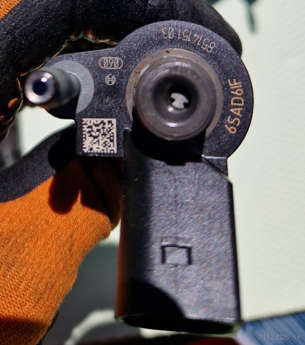 set vstrekovacieho systému na motor s označením B47D20B - 10