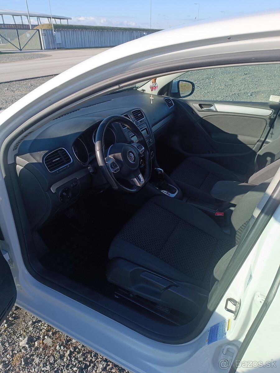 Predám VW Golf 1.2 TSI - 10