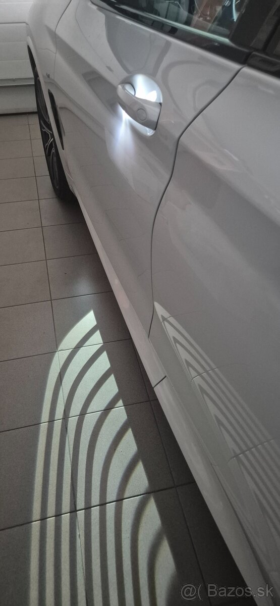 Predám BMW X3 XDrive20d mHEV A/G - 10