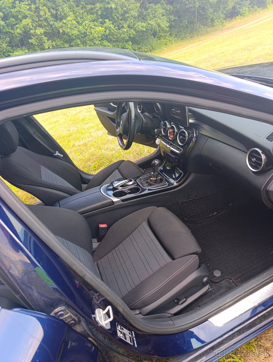 Mercedes Benz C200 - 10