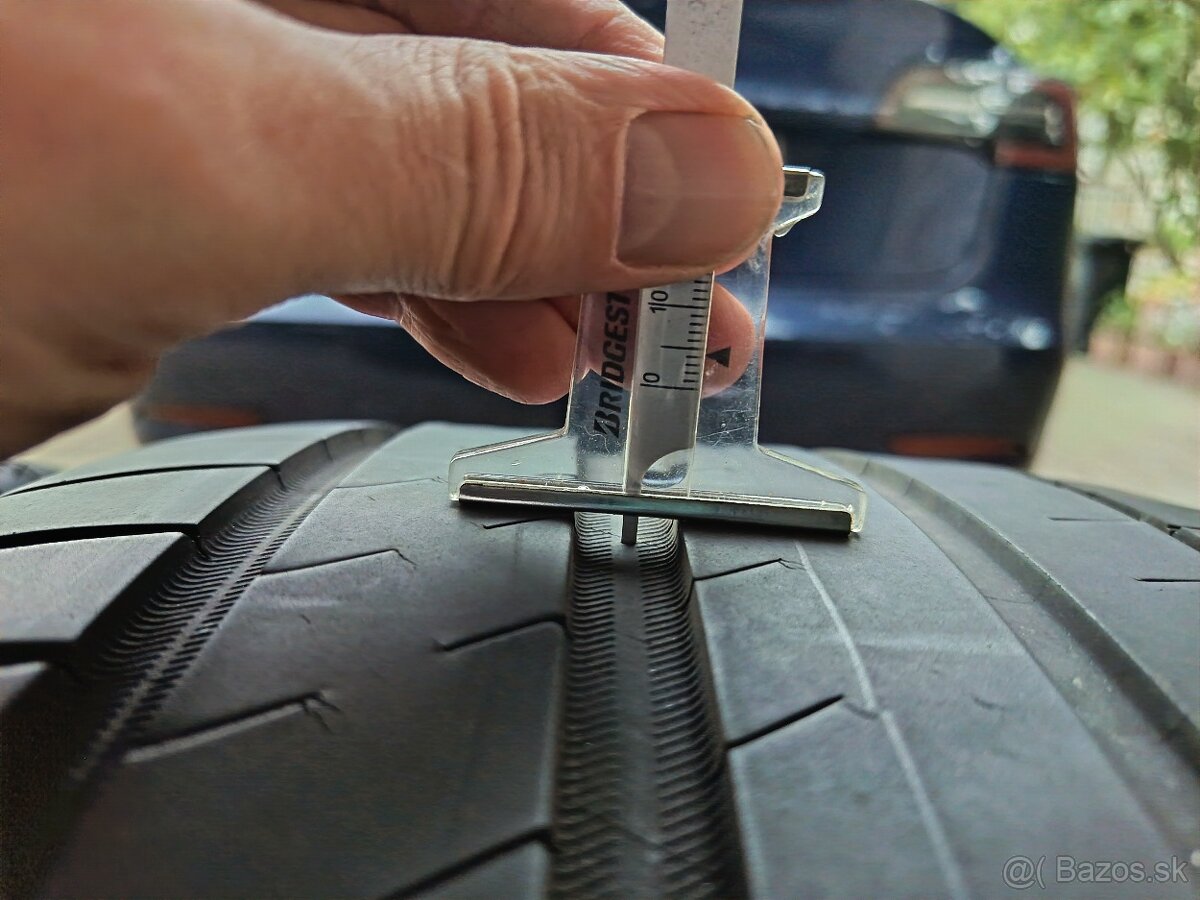 letne pneu Michelin 255/40 R20 - 10
