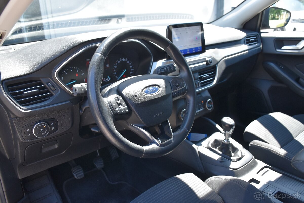 Ford Focus Kombi 1.0 EcoBoost 125k Titanium - 10
