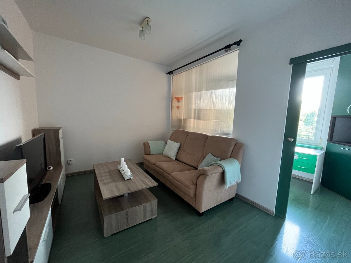 Prenajmem 2-izbový byt - 10