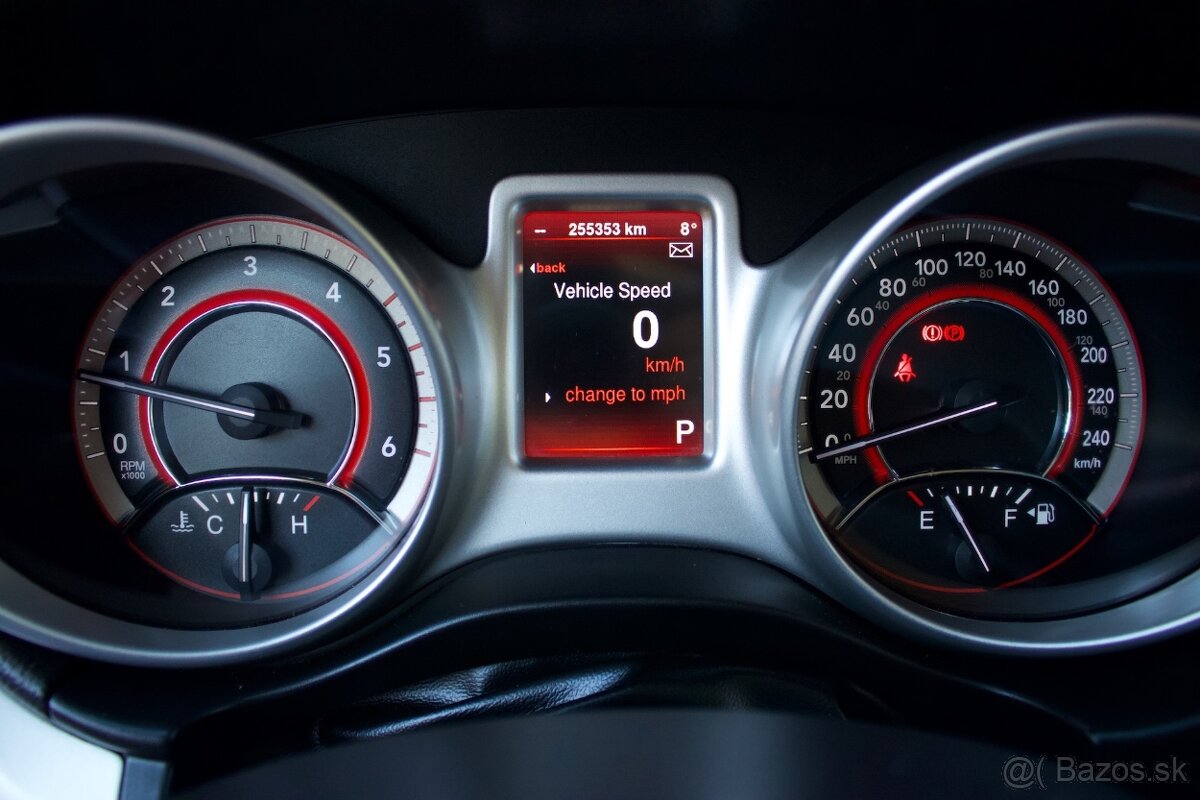 Fiat Freemont 2.0 Multijet, 4x4 A/T, 170 koní, 7 miestne - 10