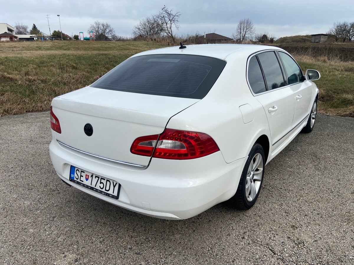 Superb II 2.0TDI 103kw DSG - 10