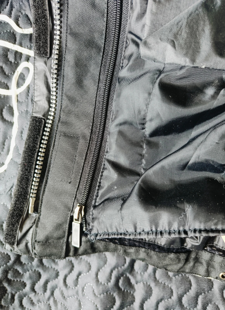 Predám bundu a prilbu - 10