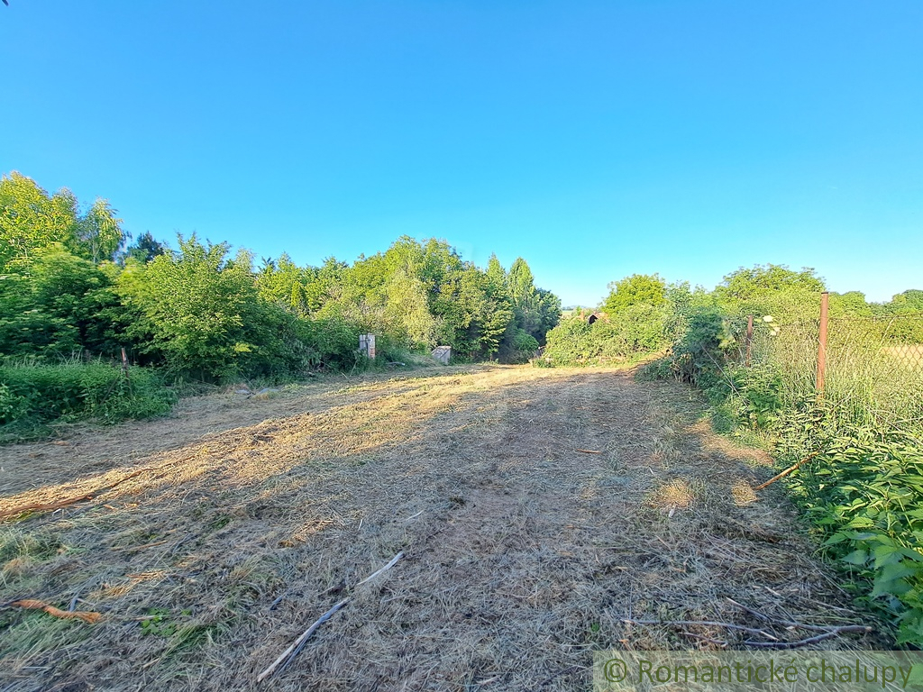 Vidiecky dom s rozľahlým pozemkom 2054m2 - 10