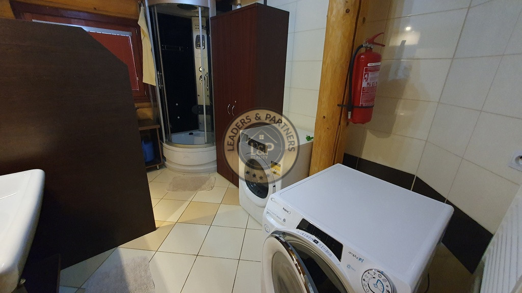 PREDAJ: veľký luxusný 10 r. zrubový dom Vysoké Tatry - 10