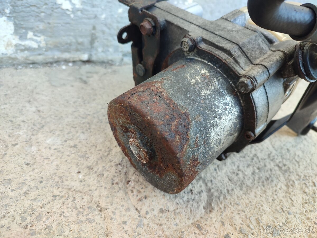 Mazda Servo čerpadlo posilňovača riadenia Koyo PA66-GF20 - 10