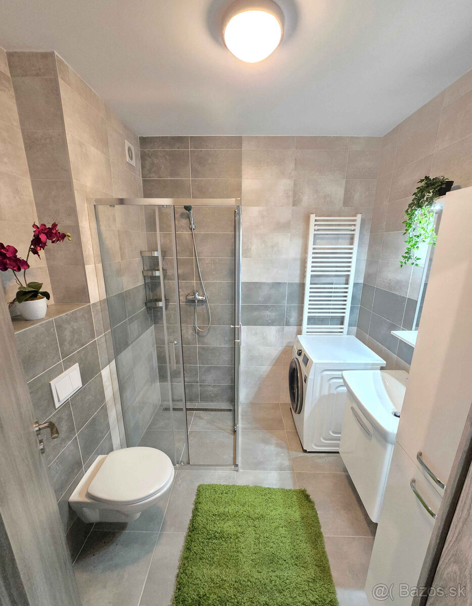 3 iz. byt v súkromnom rezidenčnom areáli, s bazénom,altánkom - 10