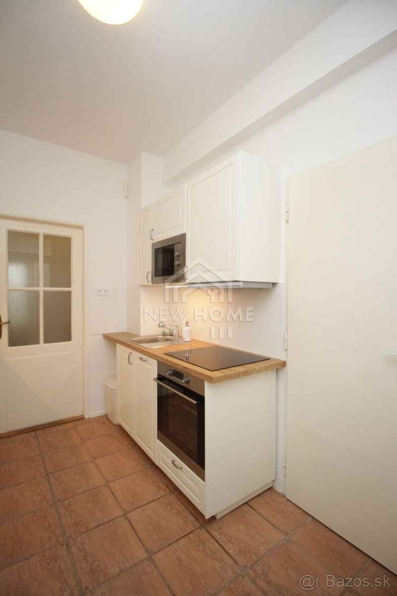 KARADŽIČOVA - 3,5 iz. byt v tehlovom dome max 4 osoby - 10