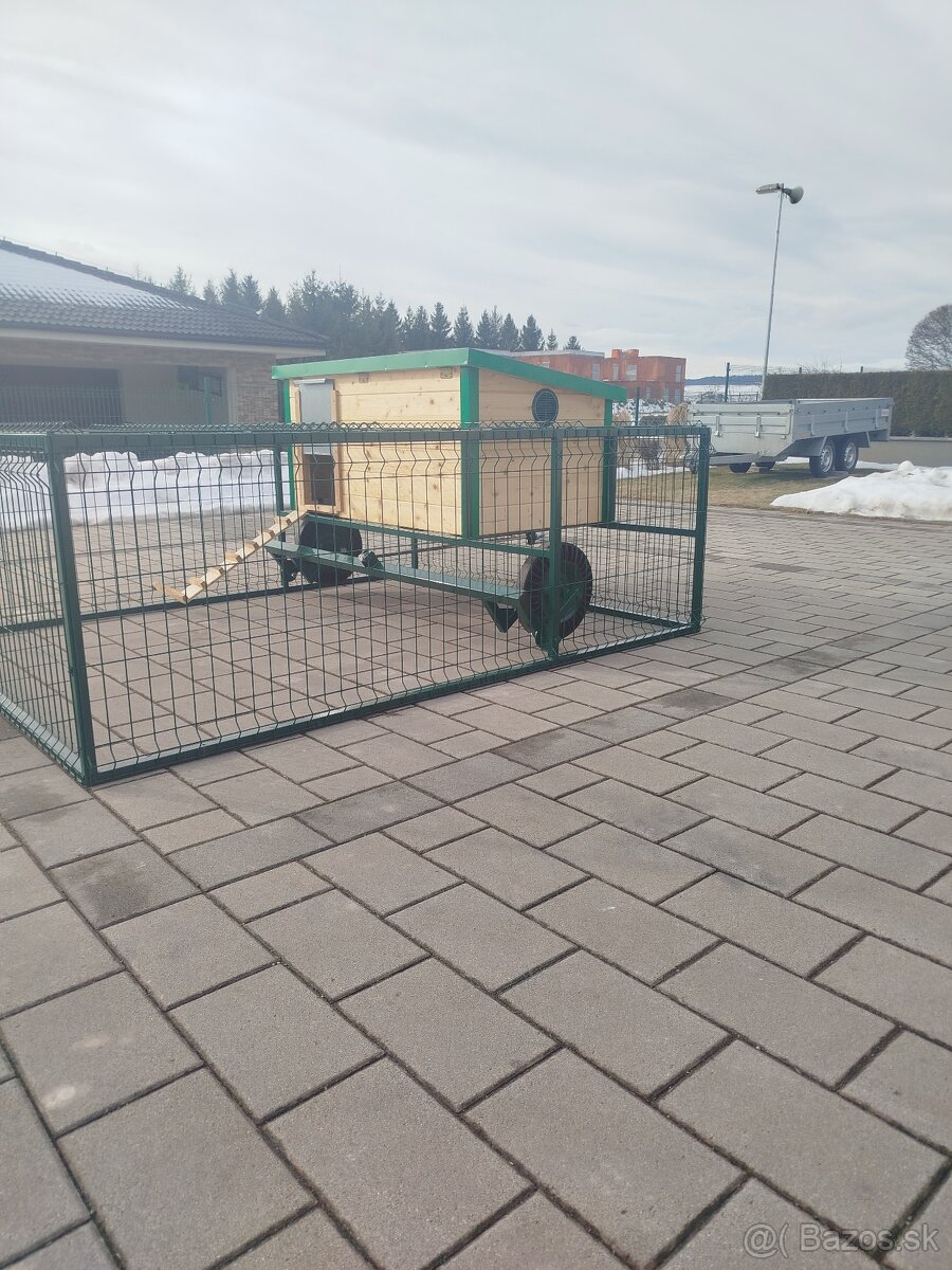 Mobilný kurín - 10