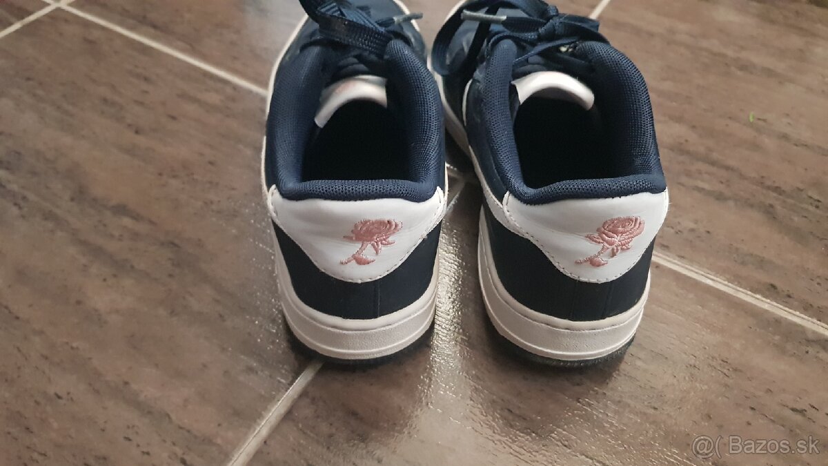 Adidas 35, Nike 36/37, 38, topanky 36 a 2x lodicky 37 - 10