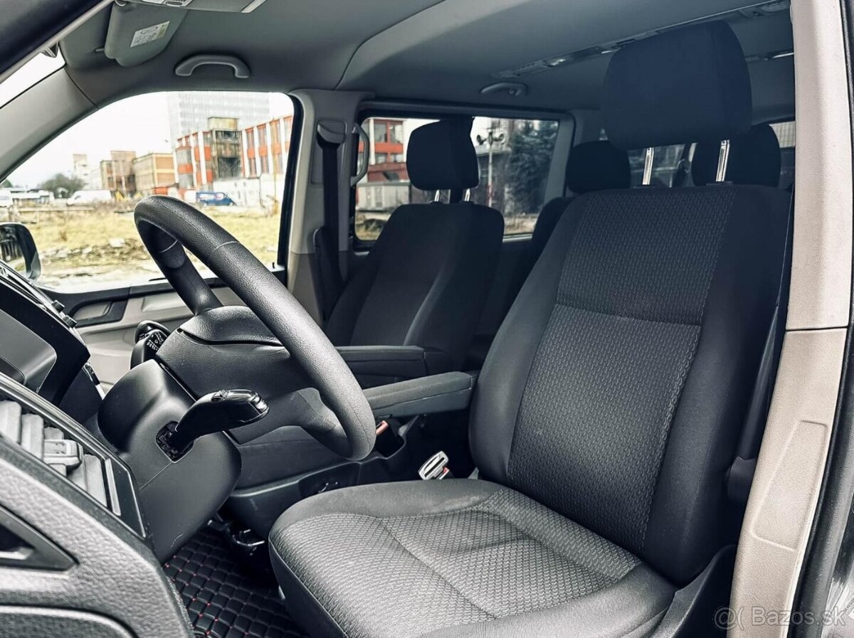 Volkswagen Caravelle T5 2.0 tdi 110kw - 10