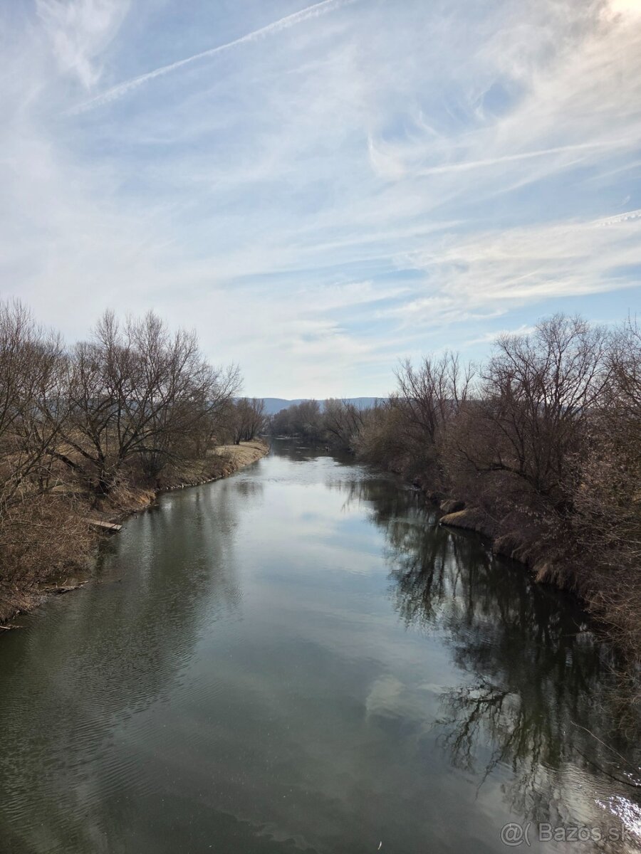 Veľký pozemok v obci Salka - 10