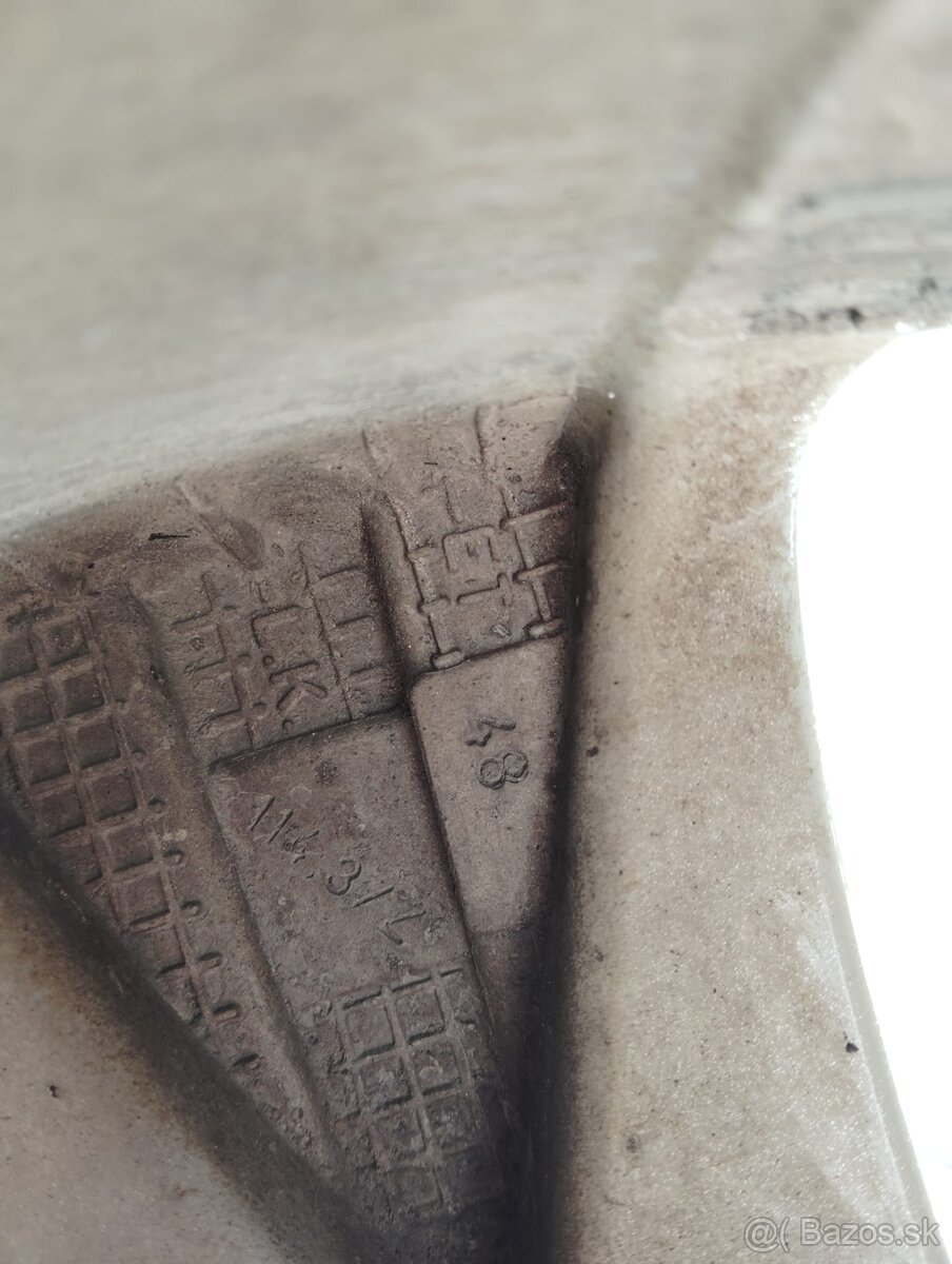 Zimná sada 5x114,3 + pneumatiky 215/65R16 - 10