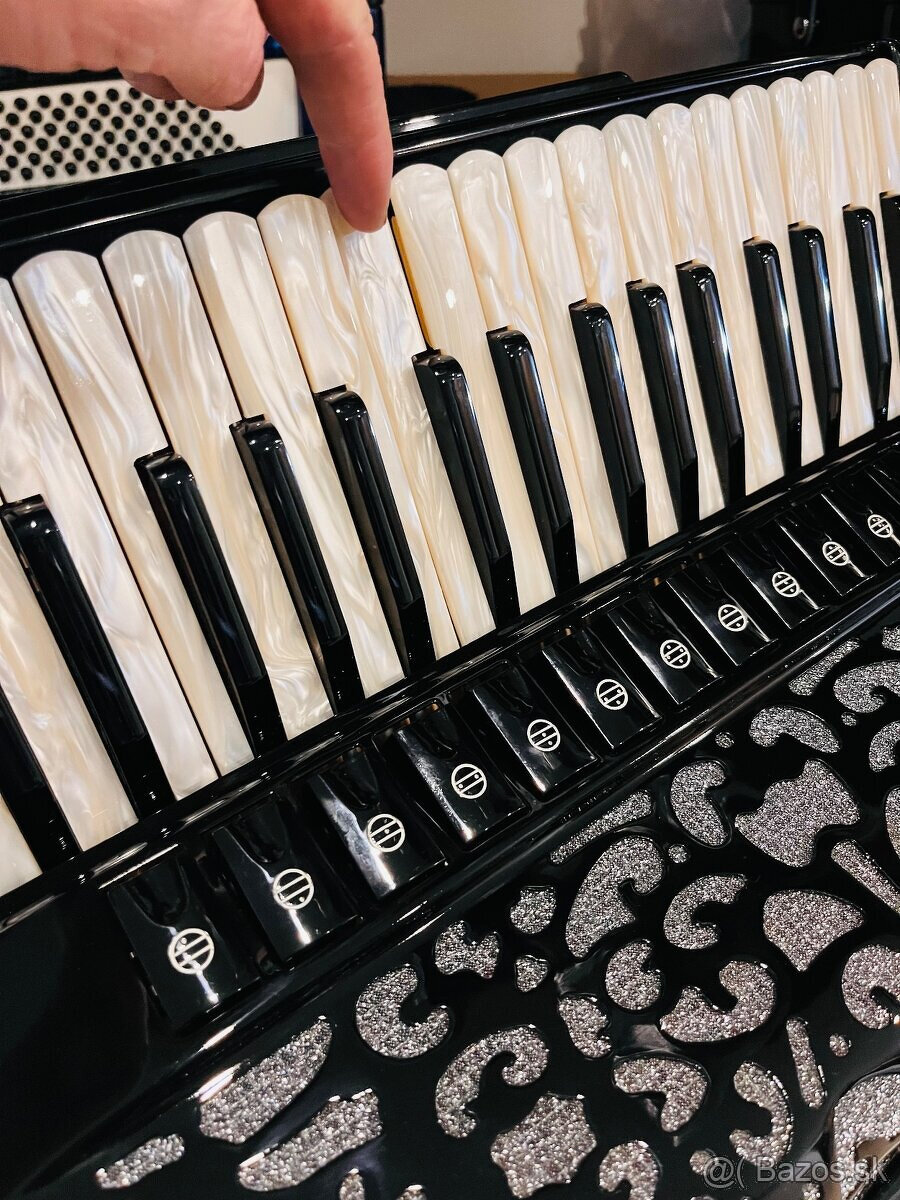 Nový akordeón Beltunica Proffesionall- IV- 96 basový- krásny - 10