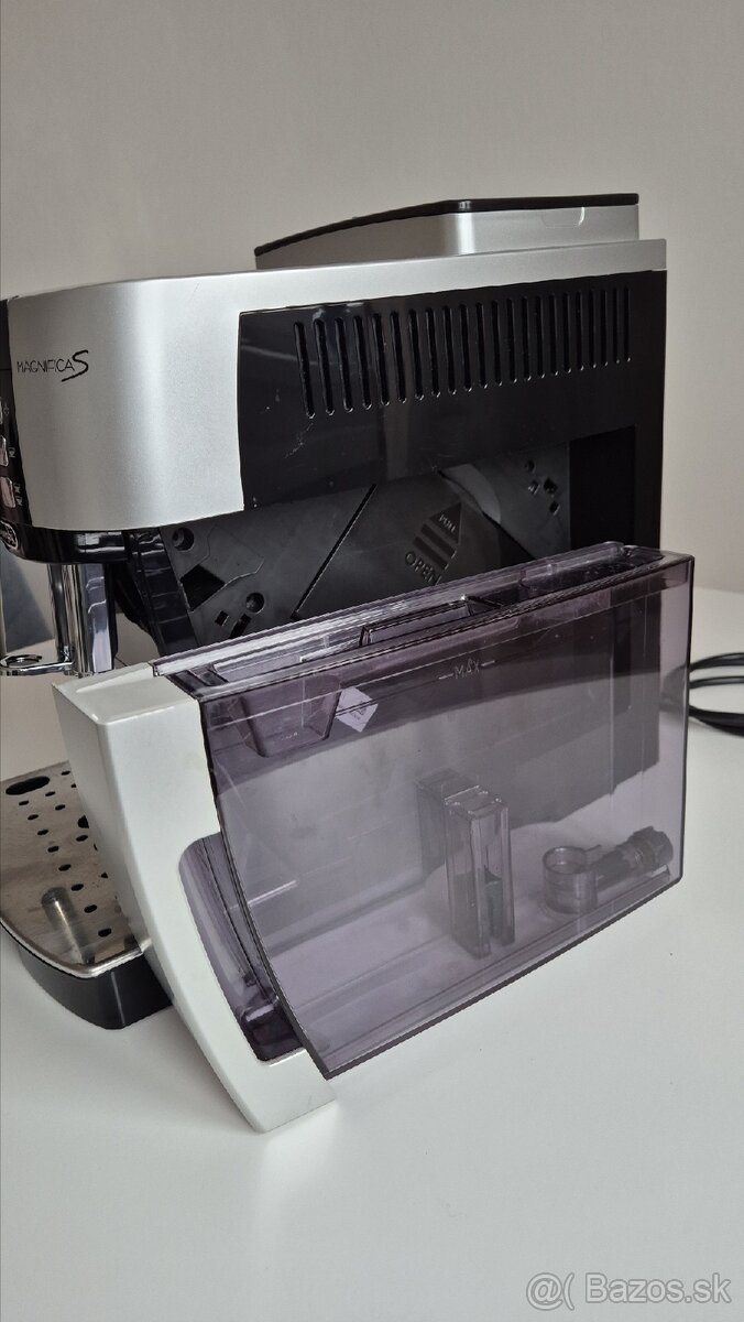 2021 Kávovar DeLonghi Magnifica S - 10