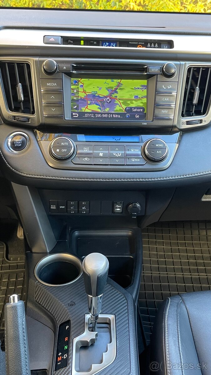 Rav4 2.2 d4d 110kw Premium koža Navi A/T XA40 - 10