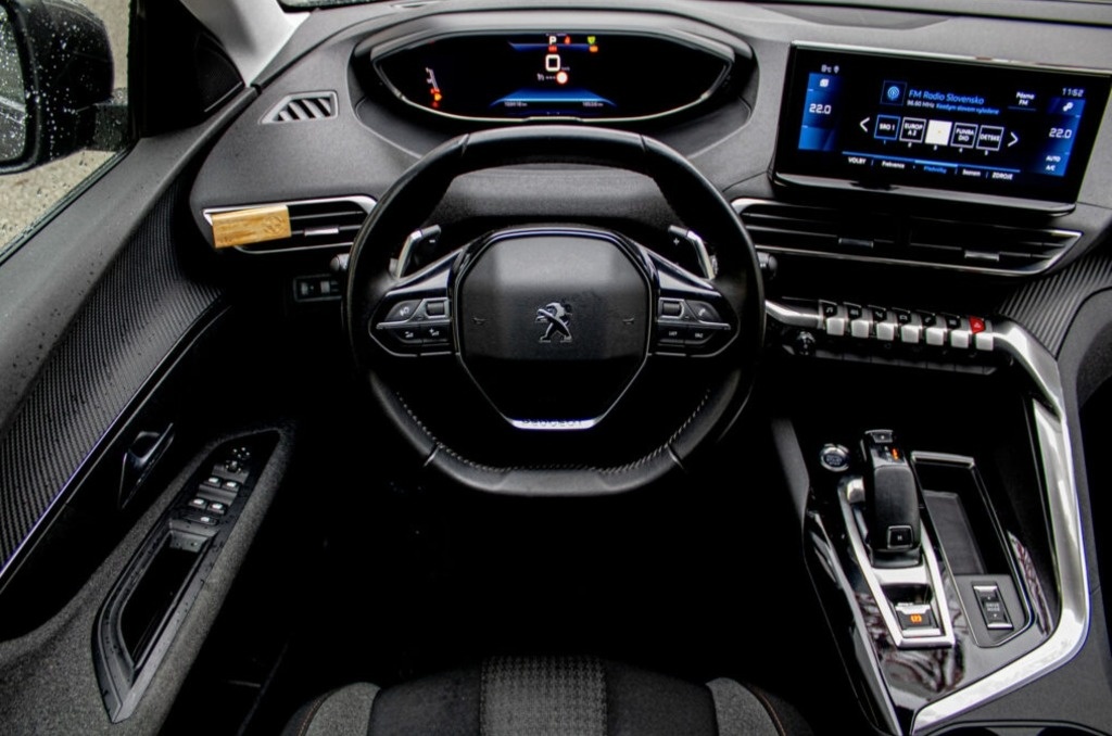 Peugeot 5008 1.2 PureTech 130 E6d-ISC Allure - ODPOČET DPH - 10