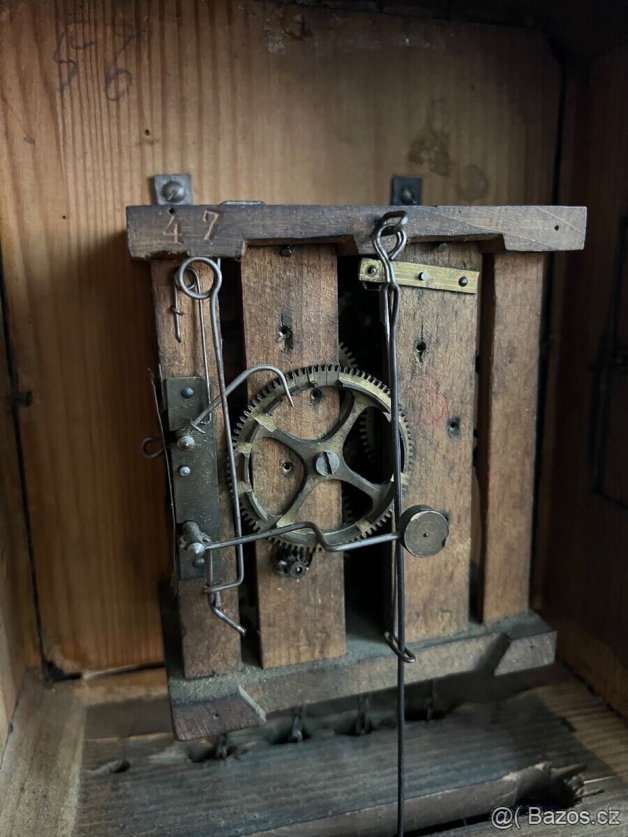 Starožitné kyvadlové hodiny - 10