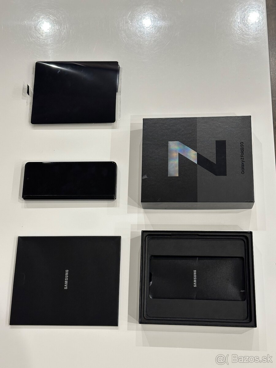 Samsung Galaxy Z Fold 3 - 10