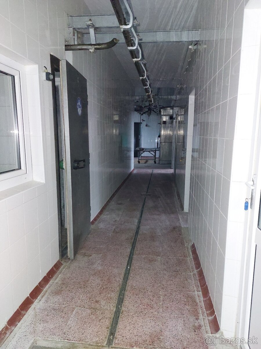 Prenájom výrobno skladovacích priestorov 3975m2 - 10