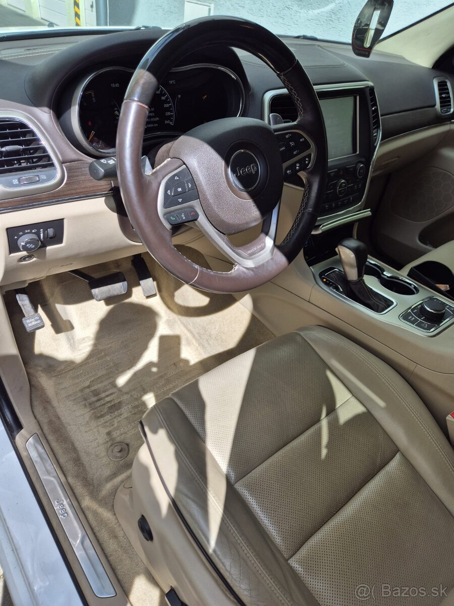 JEEP Grand Cherokee 2017, 4WD, 184kW, Overland - 10