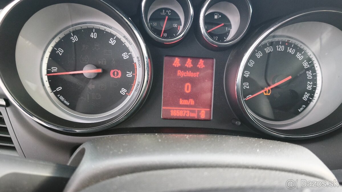 Opel Zafira Tourer Benzín LPG - 10