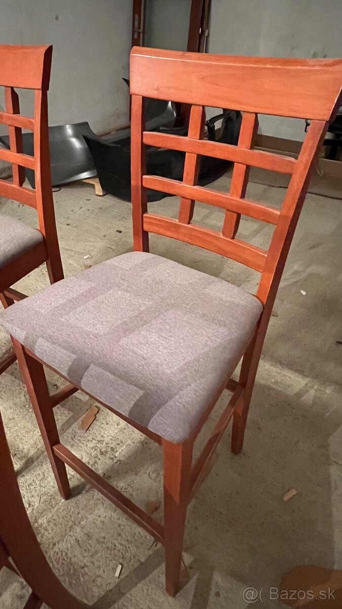 Jedálenský stôl so stoličkami - 10