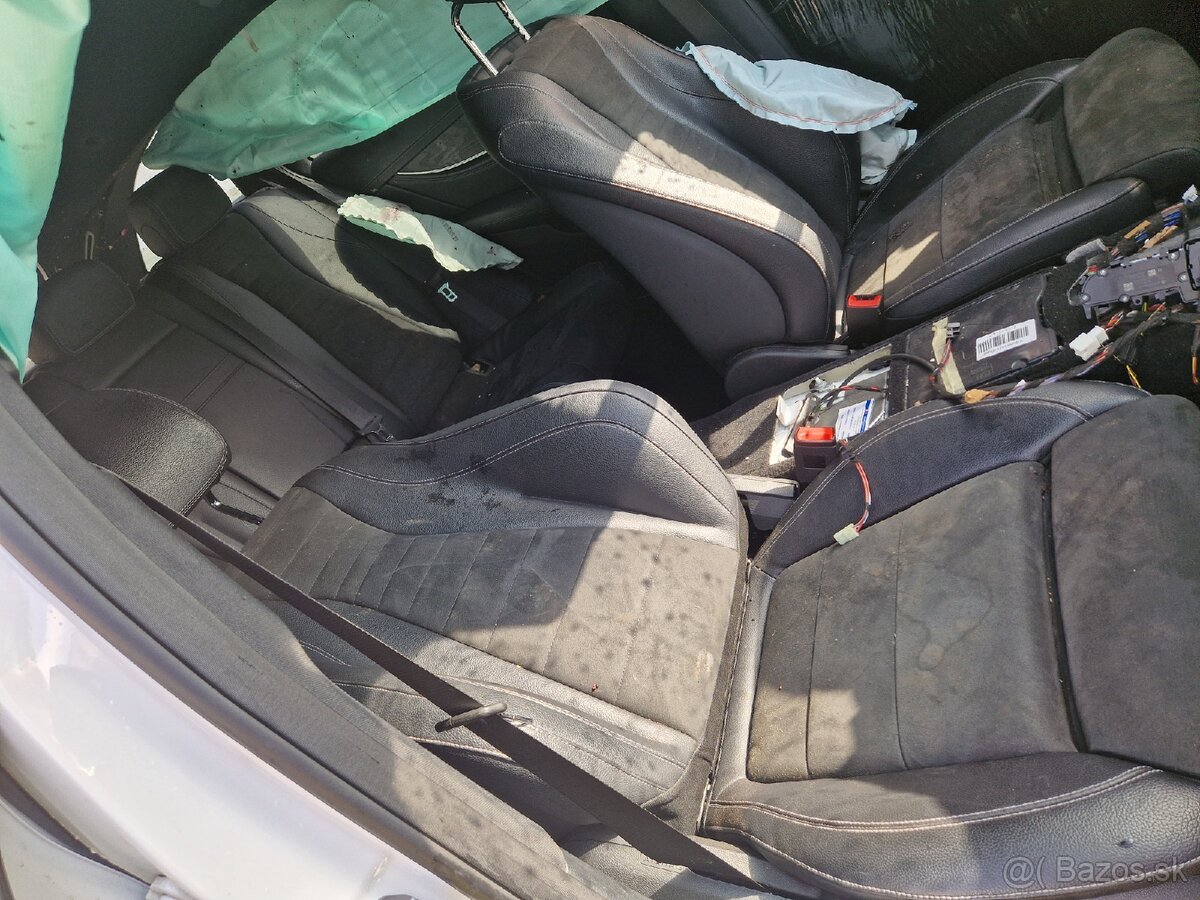 Mercedes-Benz Combi E220d 2017 AMG Line - 10