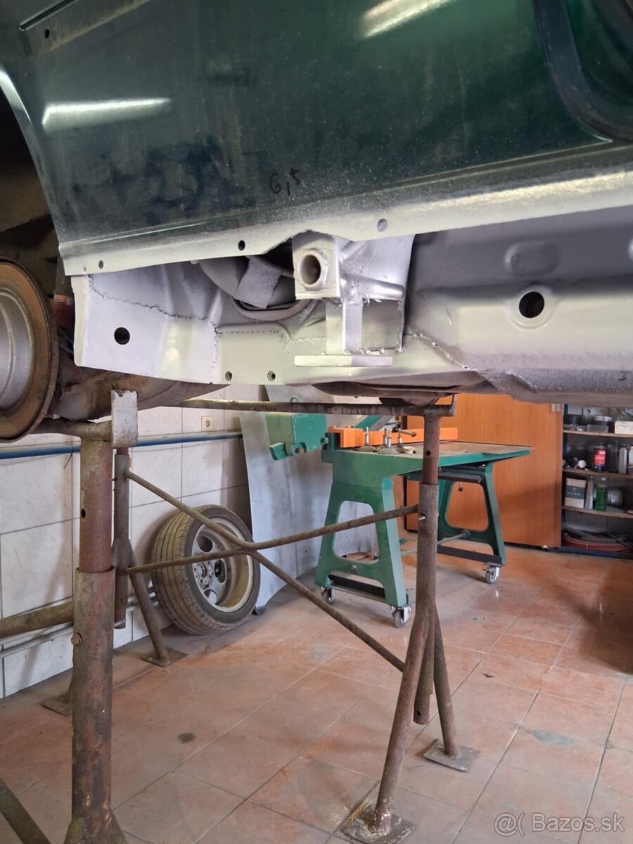 BMW E36 Compact 323ti, 125 kW, manuál - 10