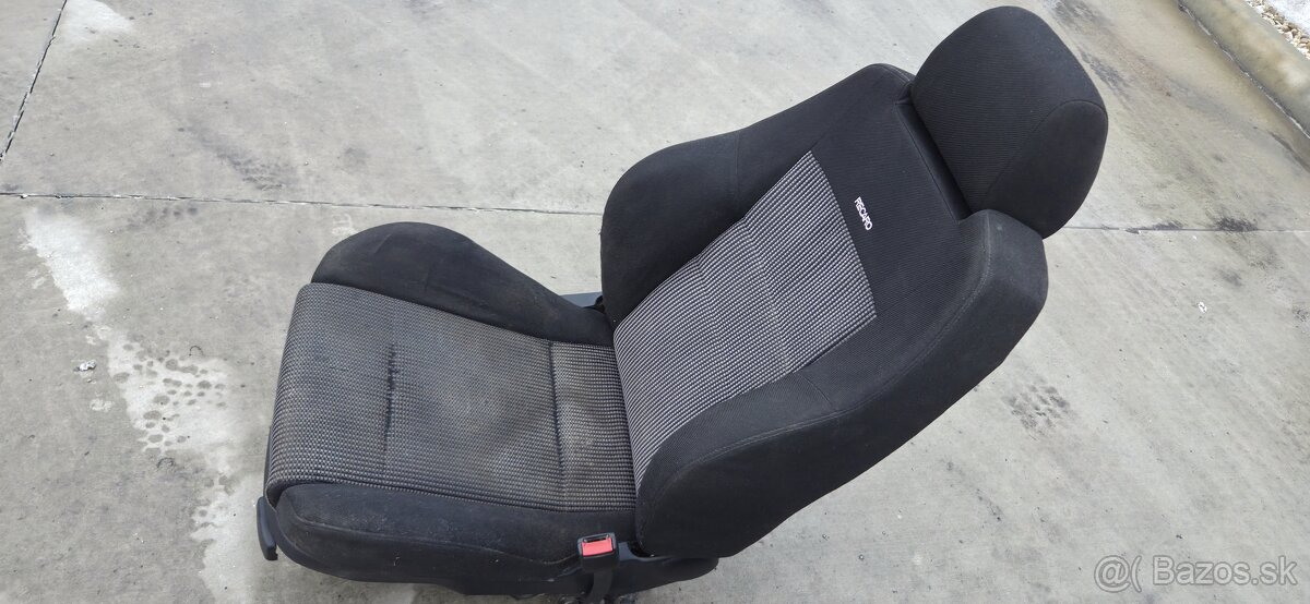 Sedačky golf 4 recaro - 10