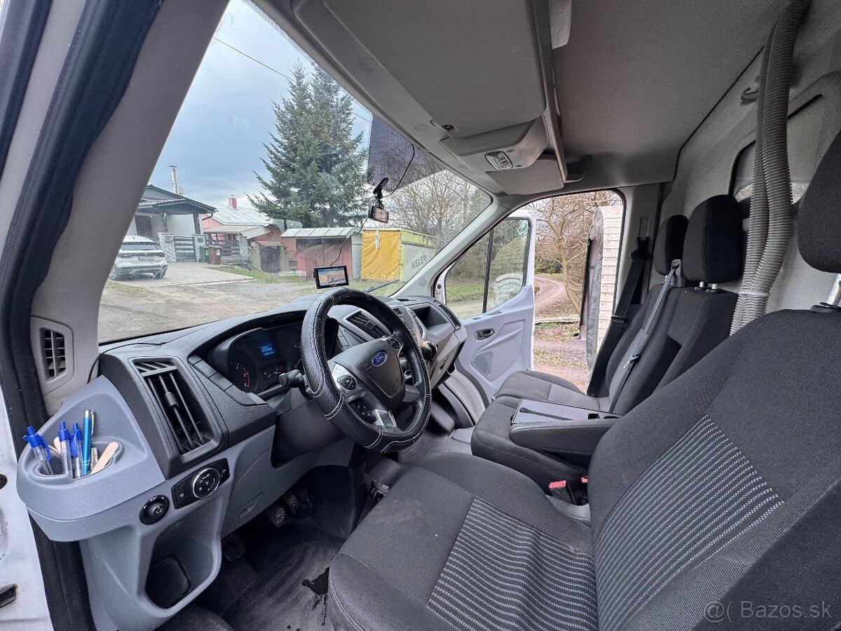 Ford Transit - 10
