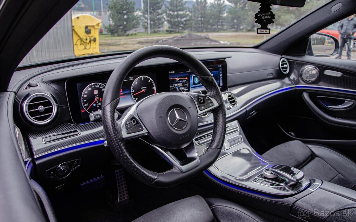 Mercedes-Benz E trieda Sedan 350 BlueTEC - 10