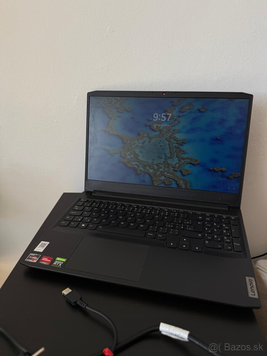 Predám herný notebook Lenovo IdeaPad Gaming 3 - 10