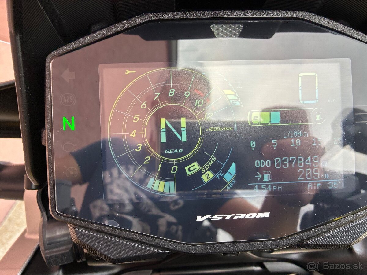 Suzuki DL1050XT V strom - 10
