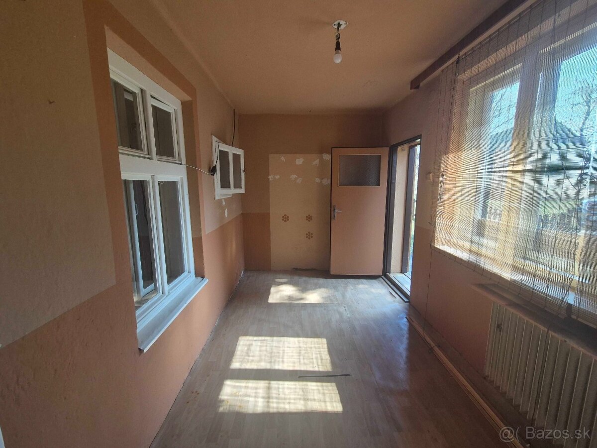 Predaj 2 izbový dom Valaská Belá pozemok 605 m2 - 10