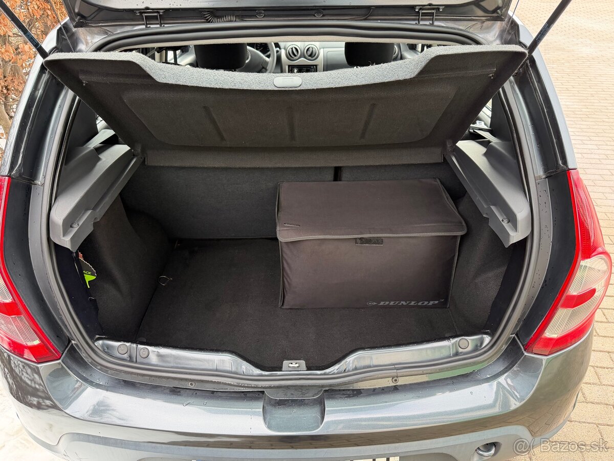 Dacia Sandero 1.6 MPI 64 kW - 10