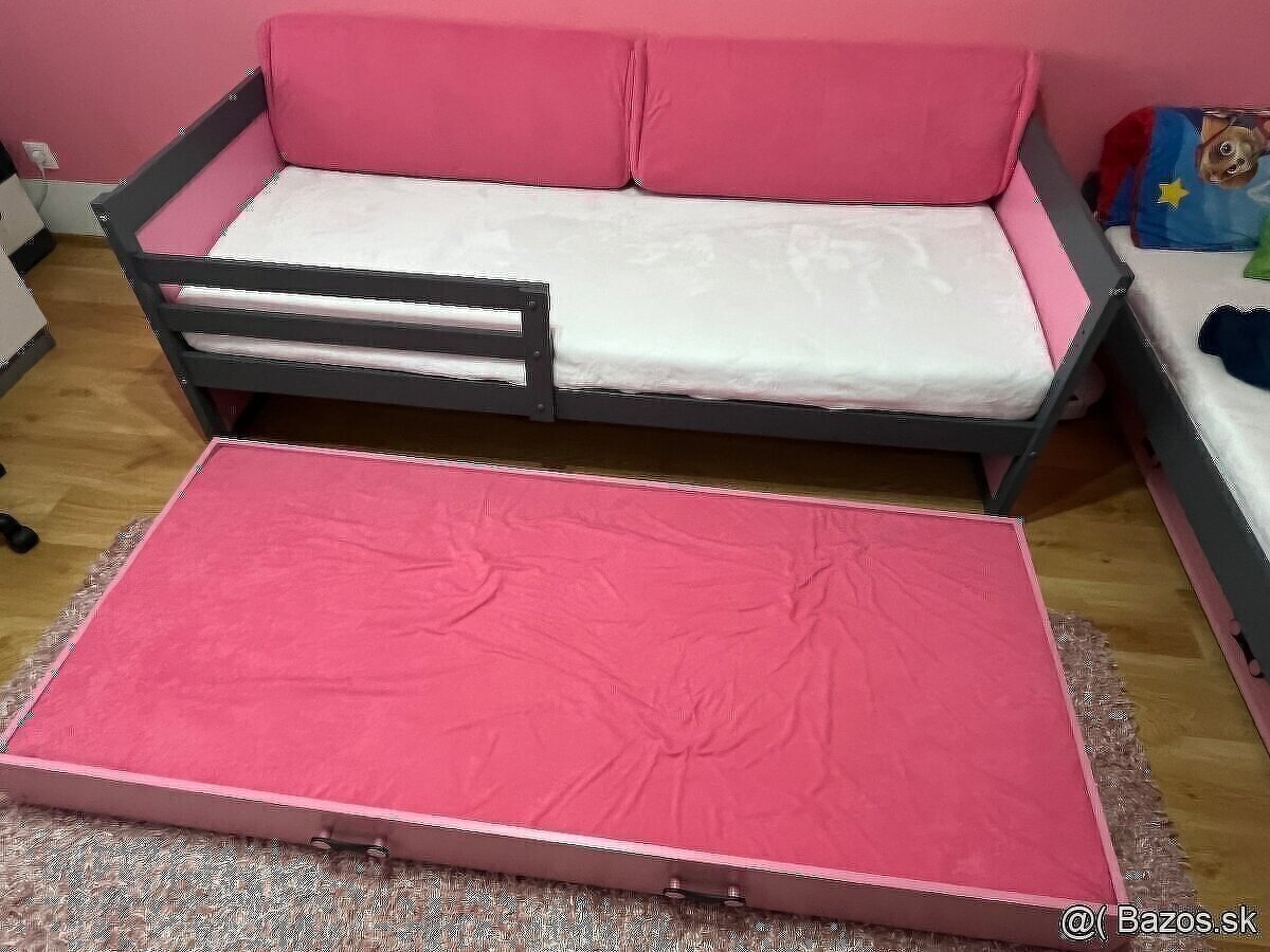 Pisaci stolik 2x, komoda a postel - 10