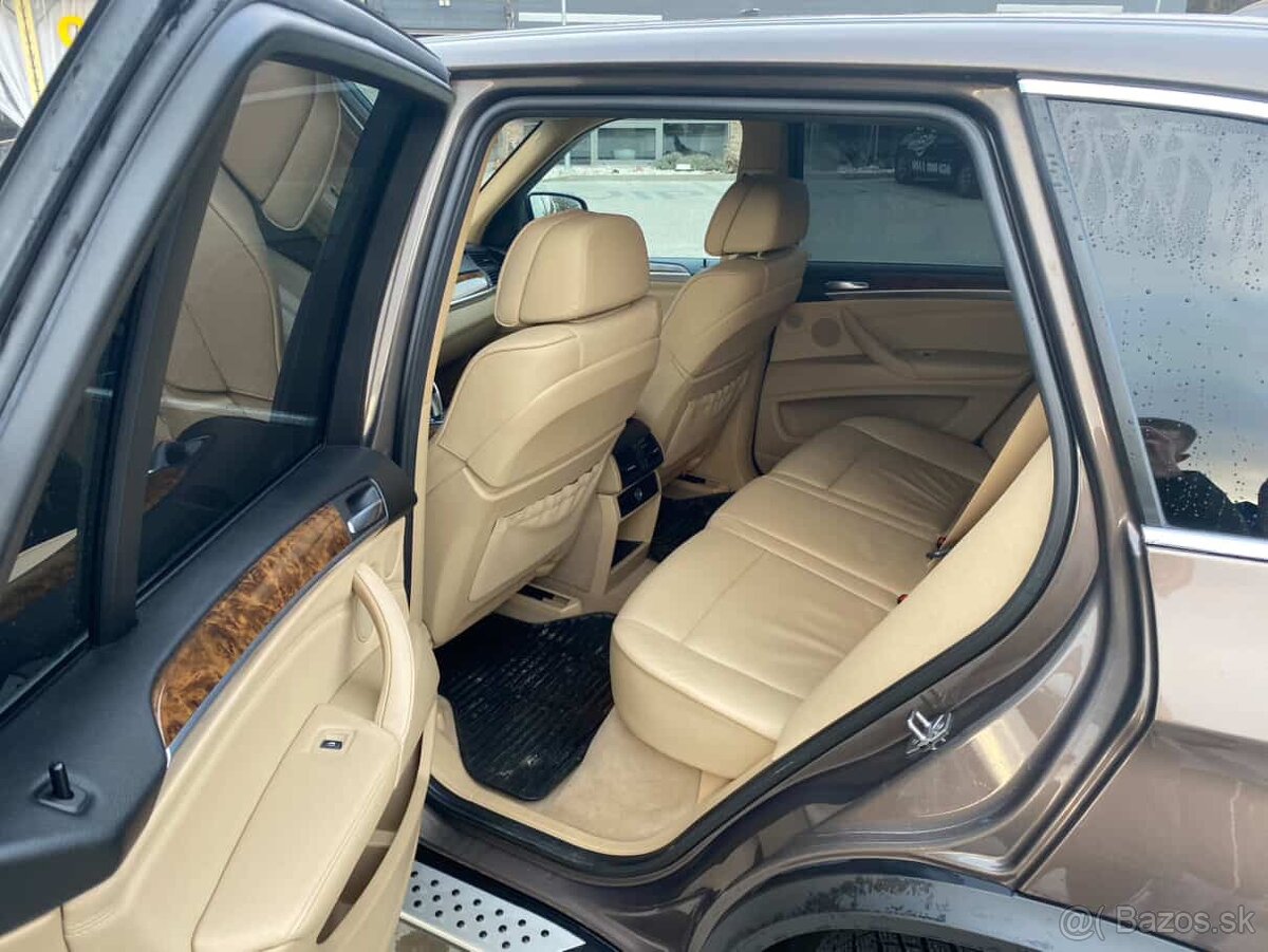 Predám BMW X5 (E70) - 10