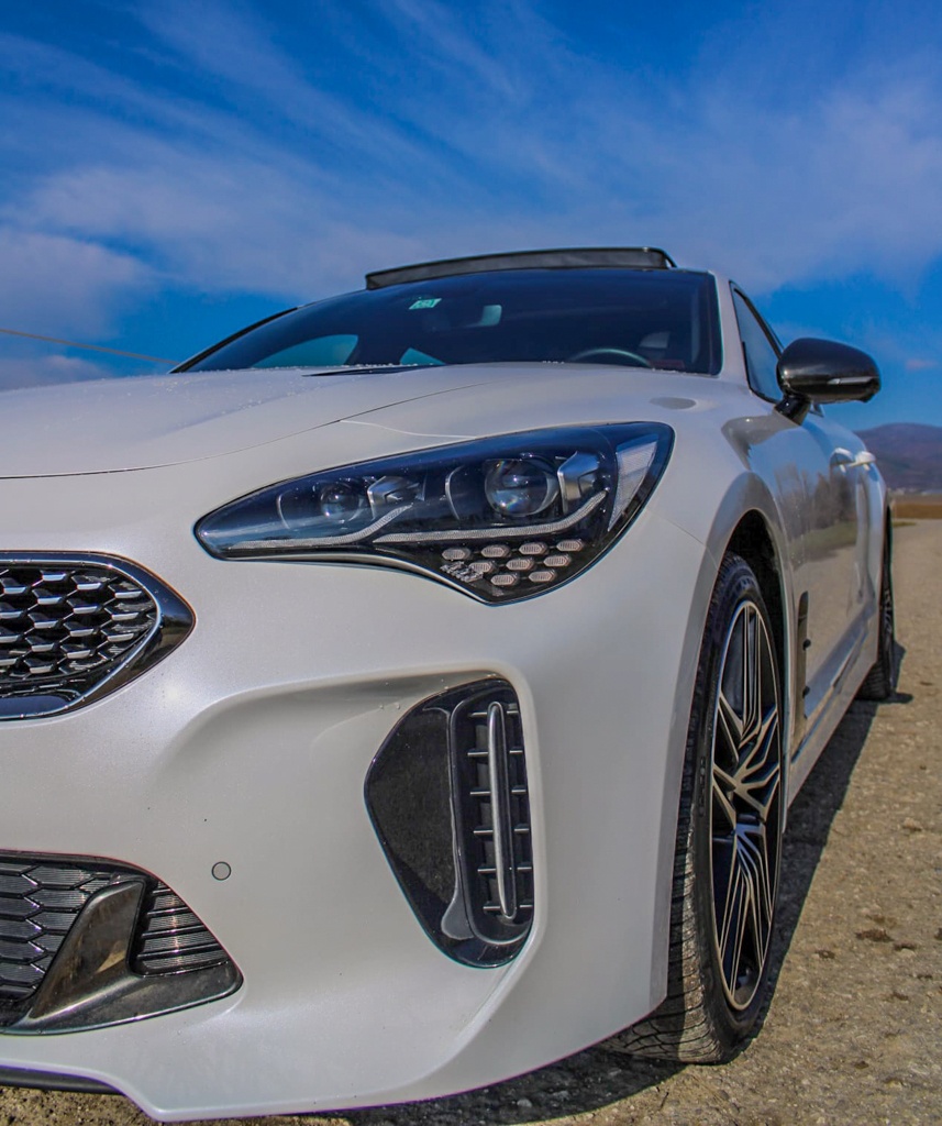 Kia Stinger GT 3.3 V6 T-GDI AWD - 10