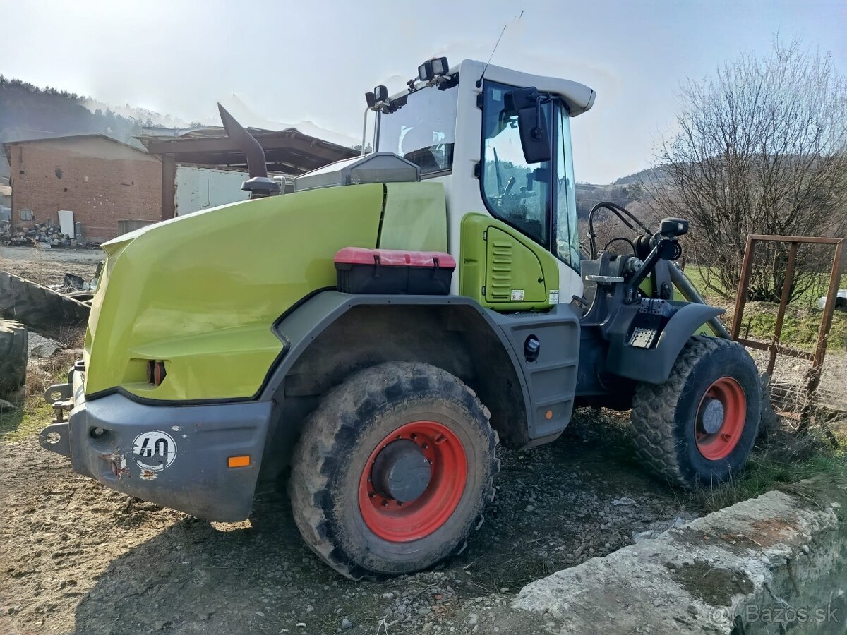 Predám kĺbový nakladač - 10