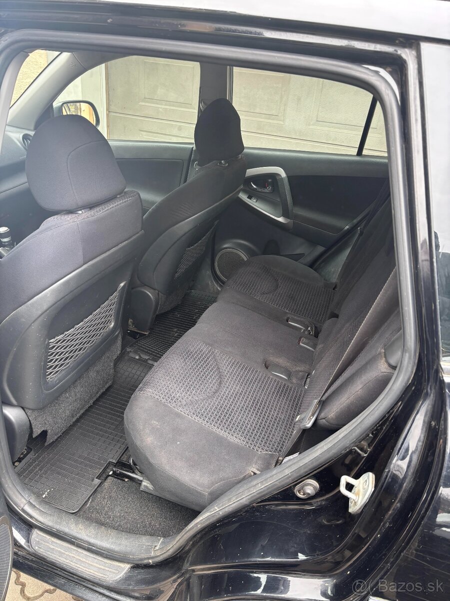 Toyota Rav4 2.2 130kw - 10