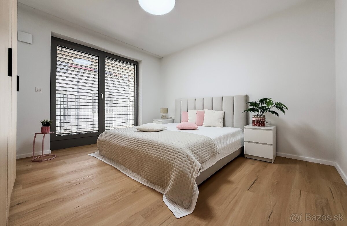 Elegantný smart 2-izbový byt v historickom centre Trnavy - 10