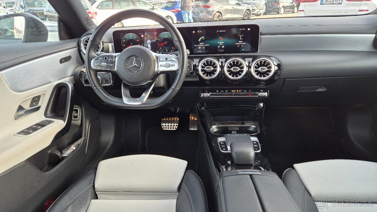 Mercedes-Benz CLA Kupé 220 4matic A/T LED KAMERA - 10