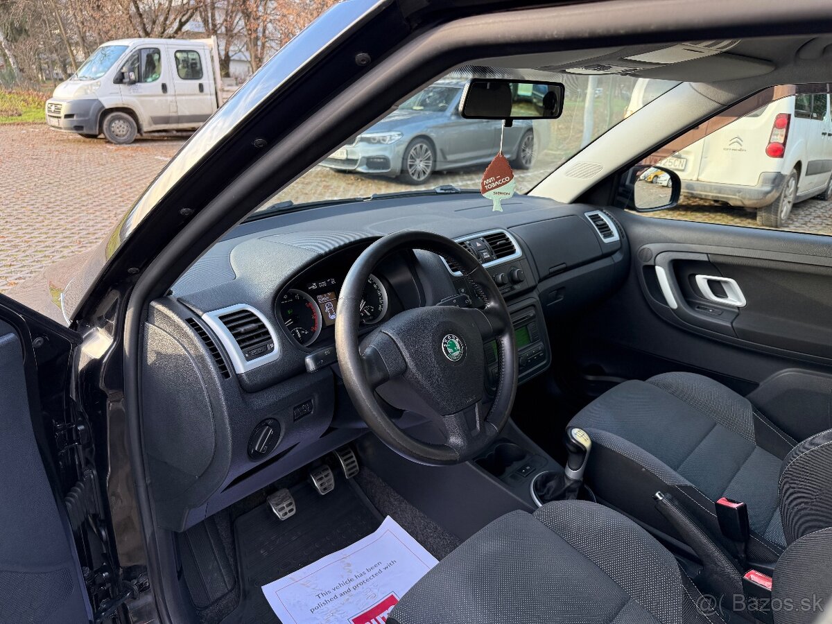 Škoda Fabia Sport edition 1000 1.4 16v - 10