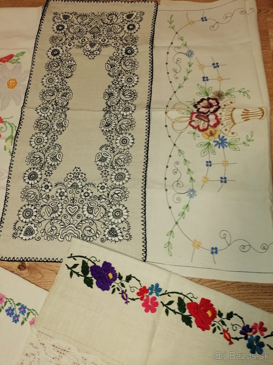 Staré textílie. - 10