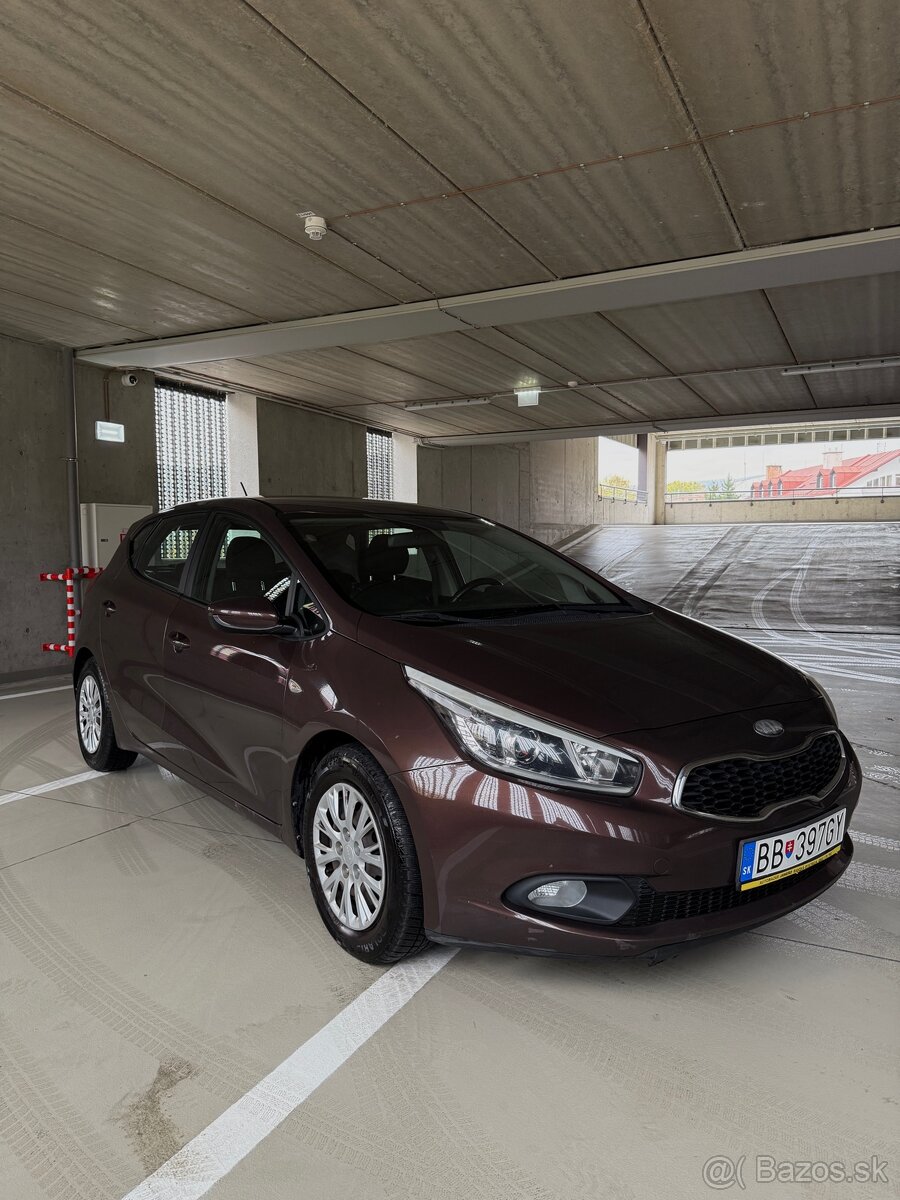 Kia Ceed 1.4i CVVT 2013 - 10