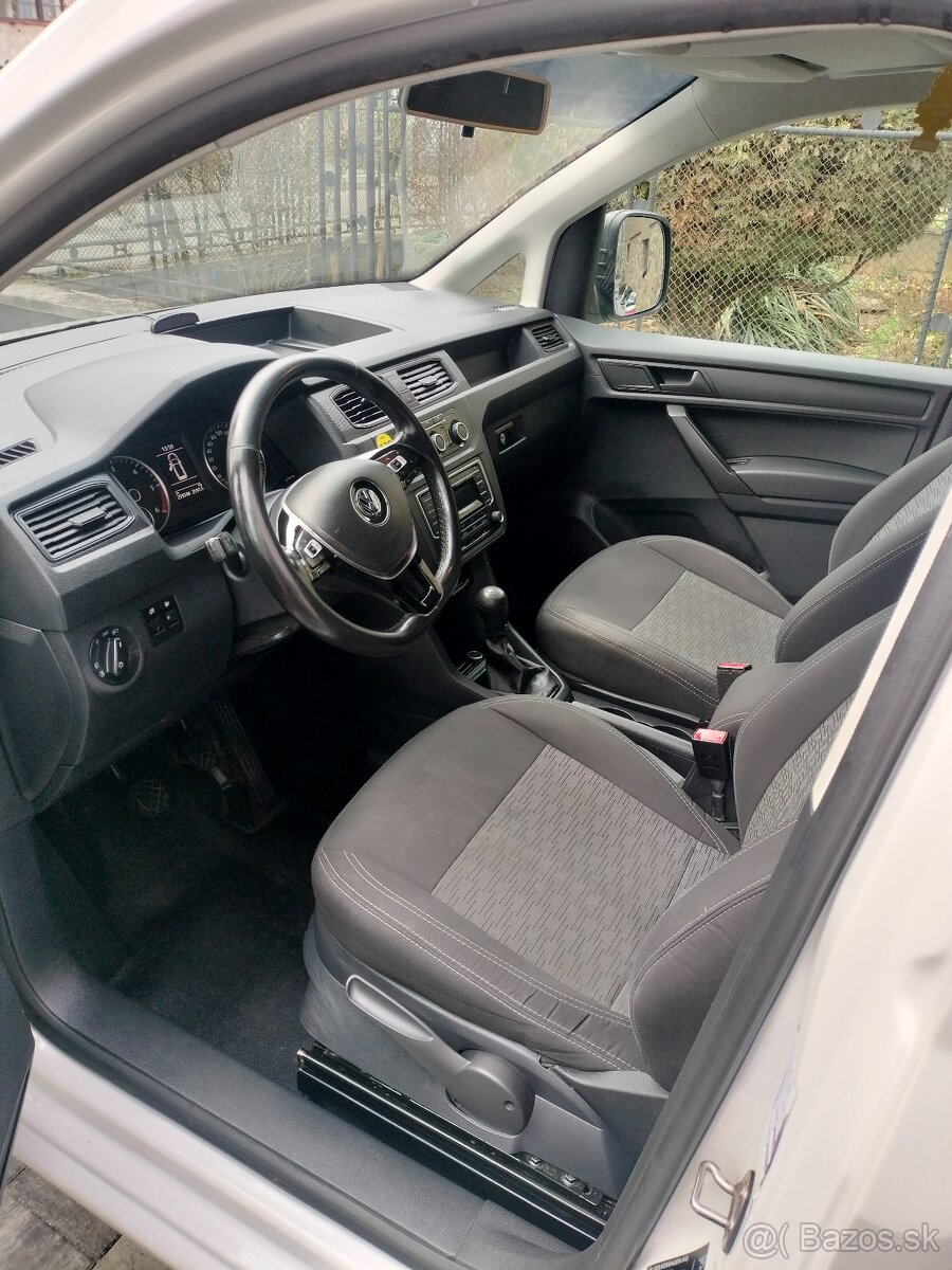 VW Caddy 2.0 TDI - 10